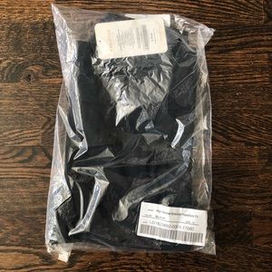 NWT + unopened Fabletics High-Waisted 7/8 leggings